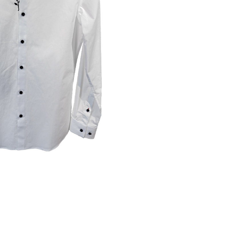 Japanese style Oxford spun cotton shirt with simple and versatile design, perfect for daily layering and layering