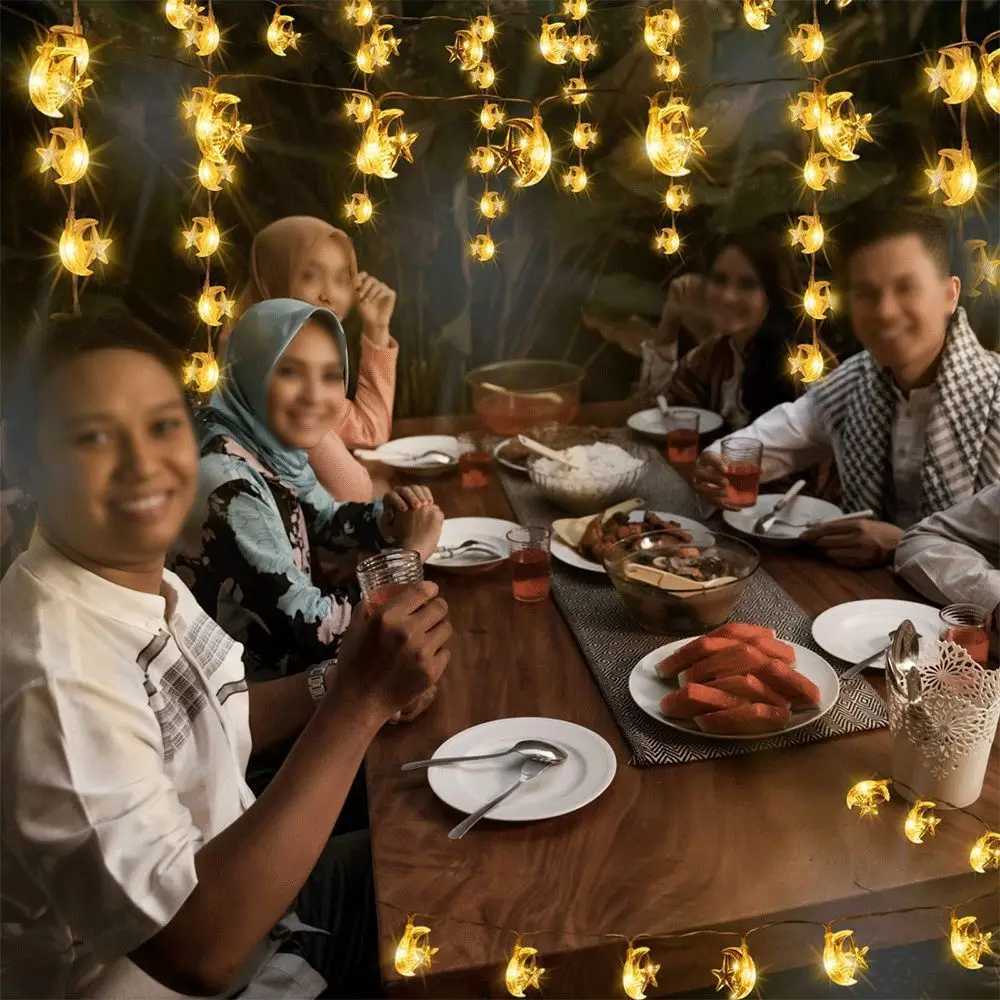 Star Moon String Lights Battery Operated 40/20/10 LED for Bedroom Room Office Home Window Camper Indoor Christmas Tree DecorationsXJ250612