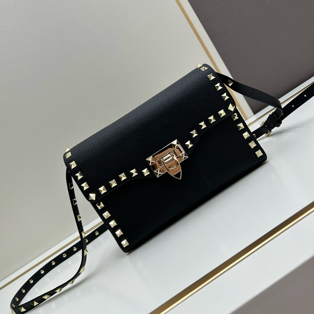 100% Real Leather Rivets Evening Bags Girl Cross Body Bag Chain Belt Designer Small Cow Skin Shoulder Bag High Quality Fashion Party Clutches Purses And Handbags 3223