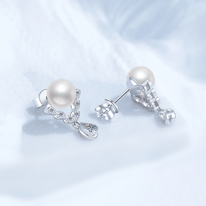 Moissanite Stud Earrings S925 Sterling Silver with Natural Freshwater Pearls, V-Shaped Elegant High-End Earrings for Women, Fashion Jewelry Wholesale
