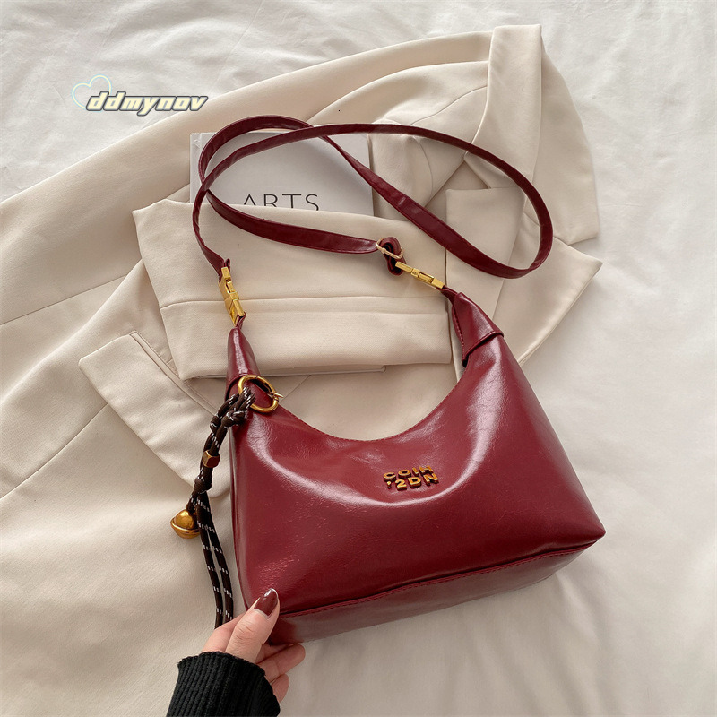 Minimalist Fashion Single Shoulder for Women 2025 Spring Summer New Korean Casual Crossbody Bag Unique Ins Style Handbag ddmynov ddmynov