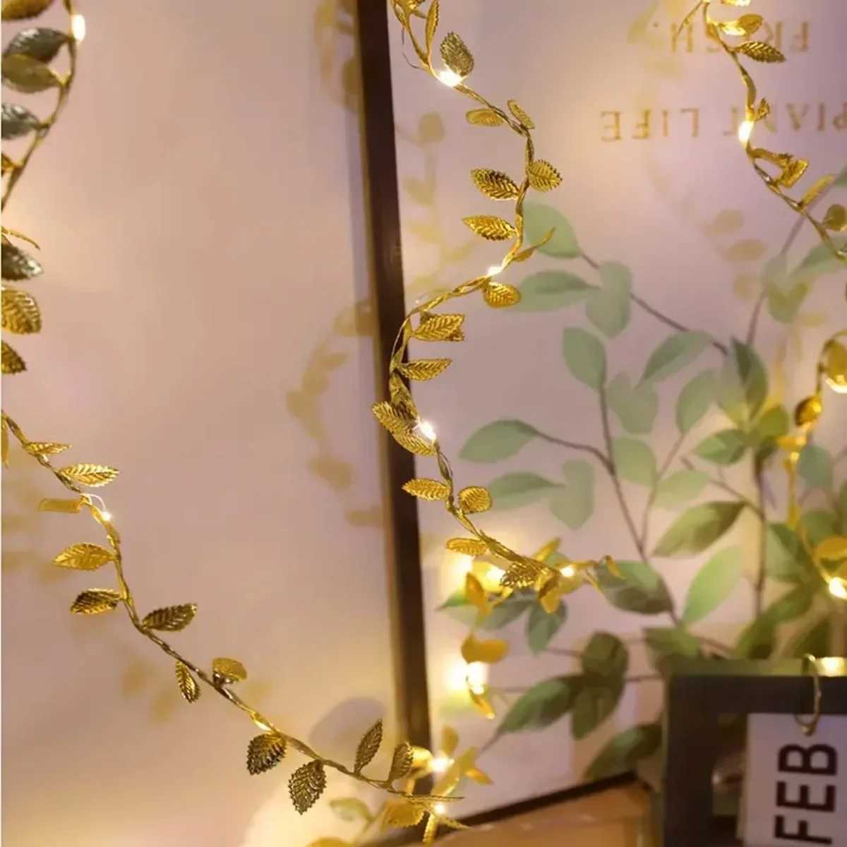 Golden Silver Tiny Leaves Fairy Light 20/50/100 LEDs Battery Powered Artificial Plant Garland Vine Lights For Wedding Home Party XJ250612
