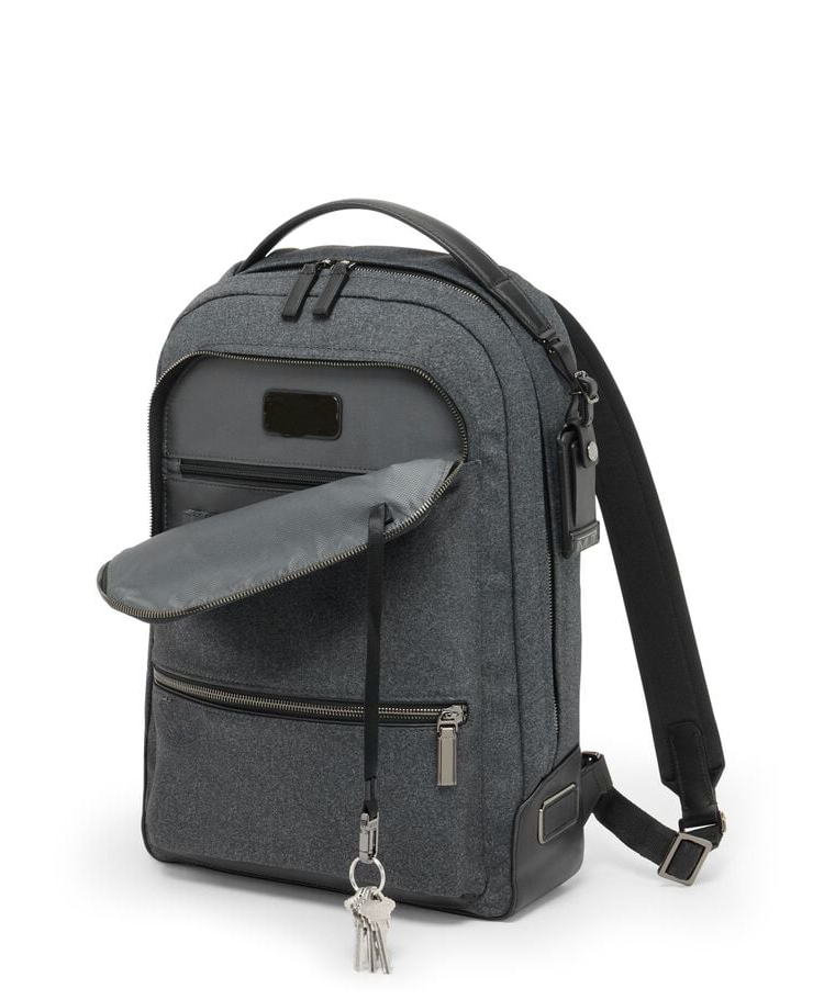 Ergonomic Adjustable Strap Daypack Offering Excellent Durability And Spacious Storage Capacity