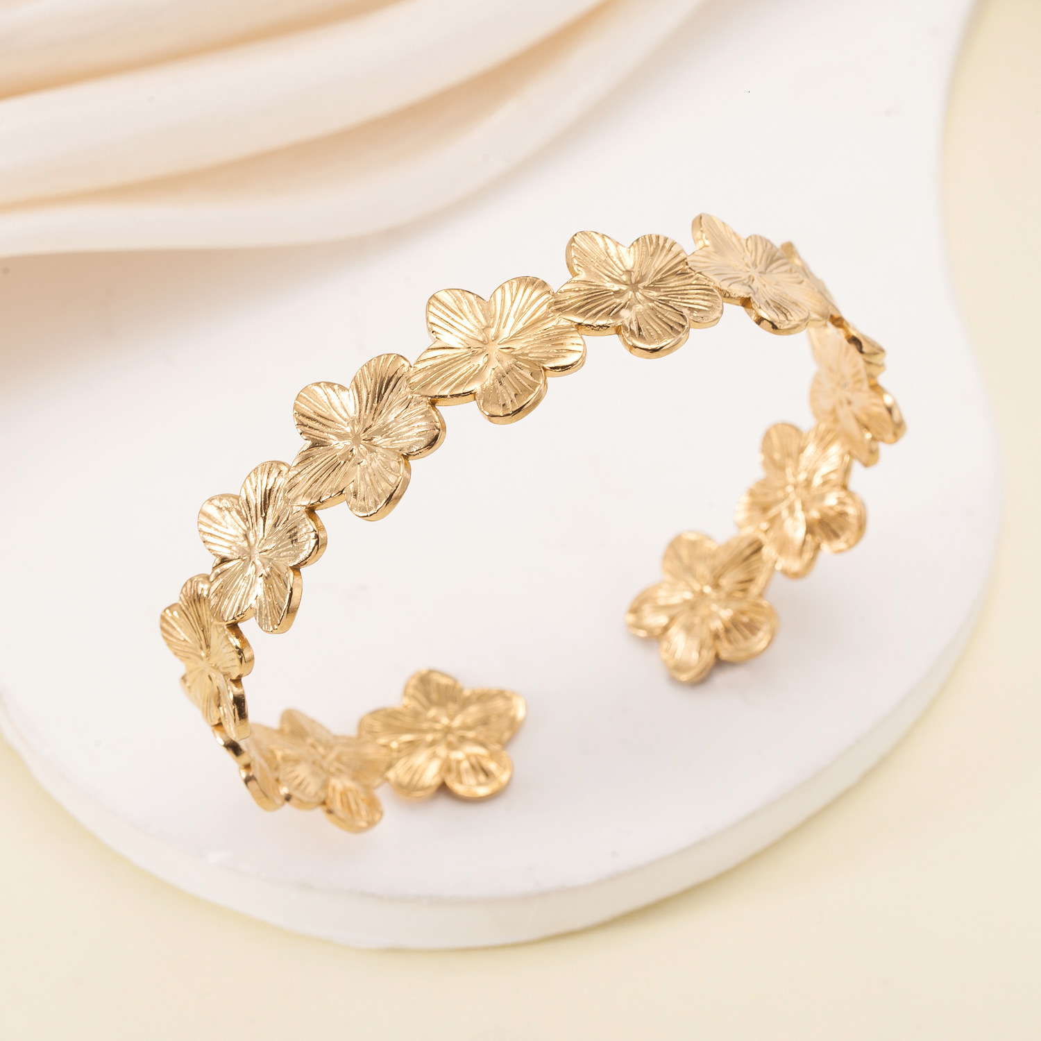 Designer Bracelet Diamonds Women Luxury Thick Bracelet Full Diamonds Bangle Top V-gold 18k Gold Silver Rose Gold Bracelet with Box Classic High-end Wedding Jewelry