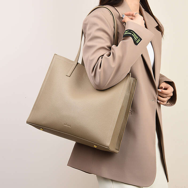 Women's Bags Designer Tote For Women Spring New Fashion Simple Underarm Textured Versatile Large Capacity Commuter Ladies Shoulder Bag