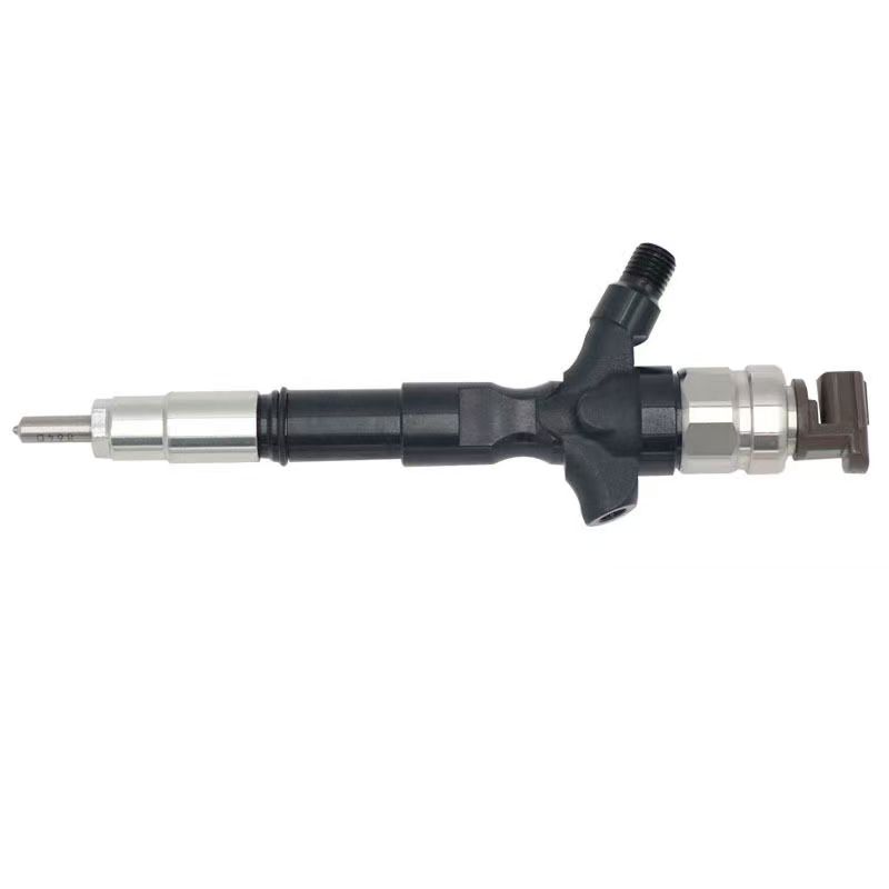 DCRI107730 diesel fuel injector 095000-5890 23670-39135 is suitable for Toyota 1KD Toyota Land Cruiser