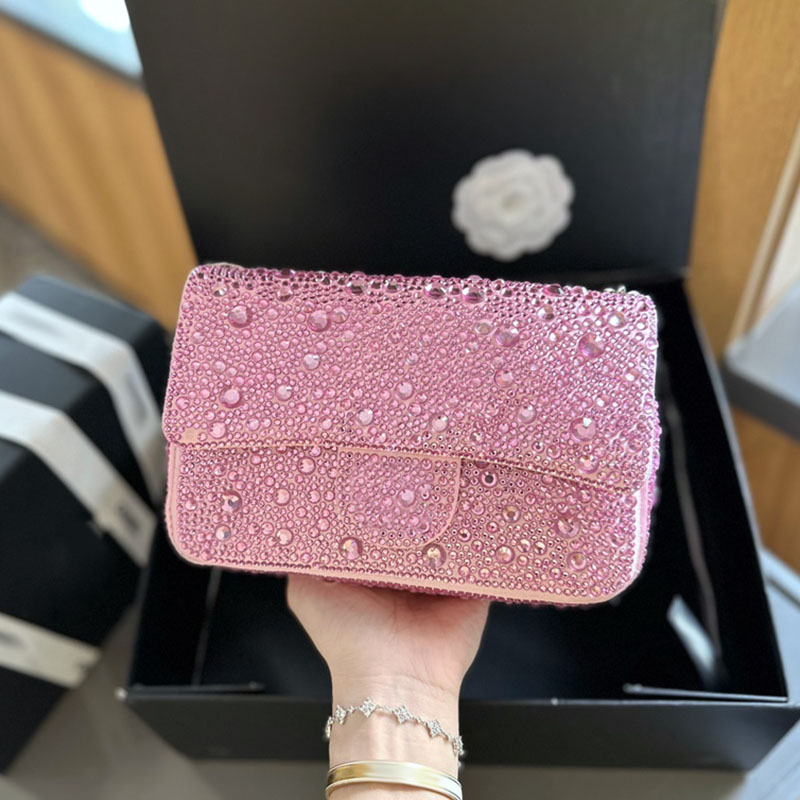 Ladies Designer Shiny Pink Classic Flap Bag Round Rhinestones Decoration Silver Metal Hardware Shoulder Chain Crossbody Handbag Phone Holder Purse 6 Colors 20cm