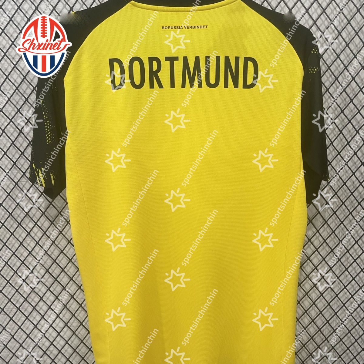 No. 11 of Club World Cup in the 25-26 season. Niklas SuleDonyell MalenGregor KobelYoussoufa Moukoko adult short-sleeved casual football jersey This ba