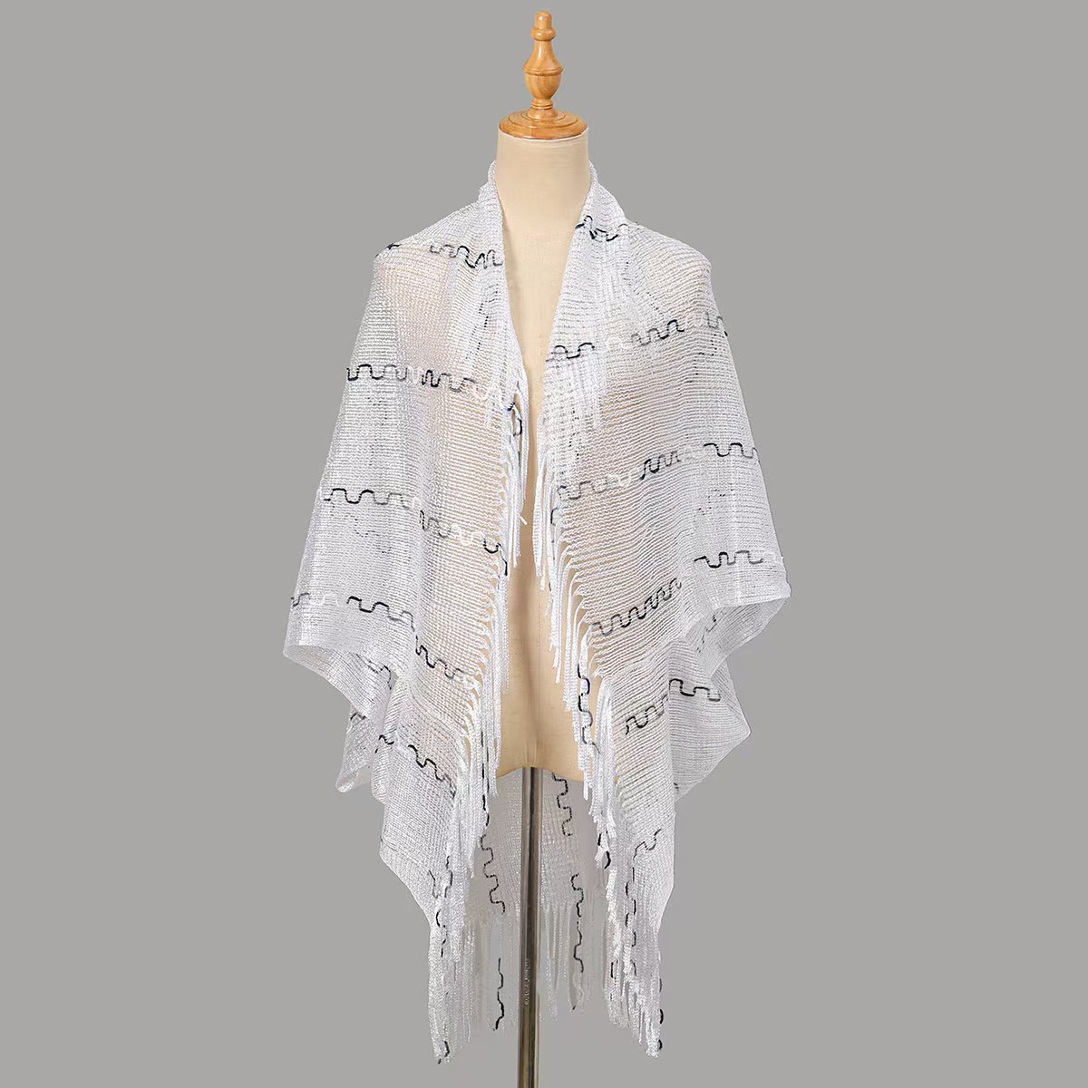 T959 New Hot Sale Striped Tassel Polyester Shawl Dinner Elegant Women Shawl Scarf
