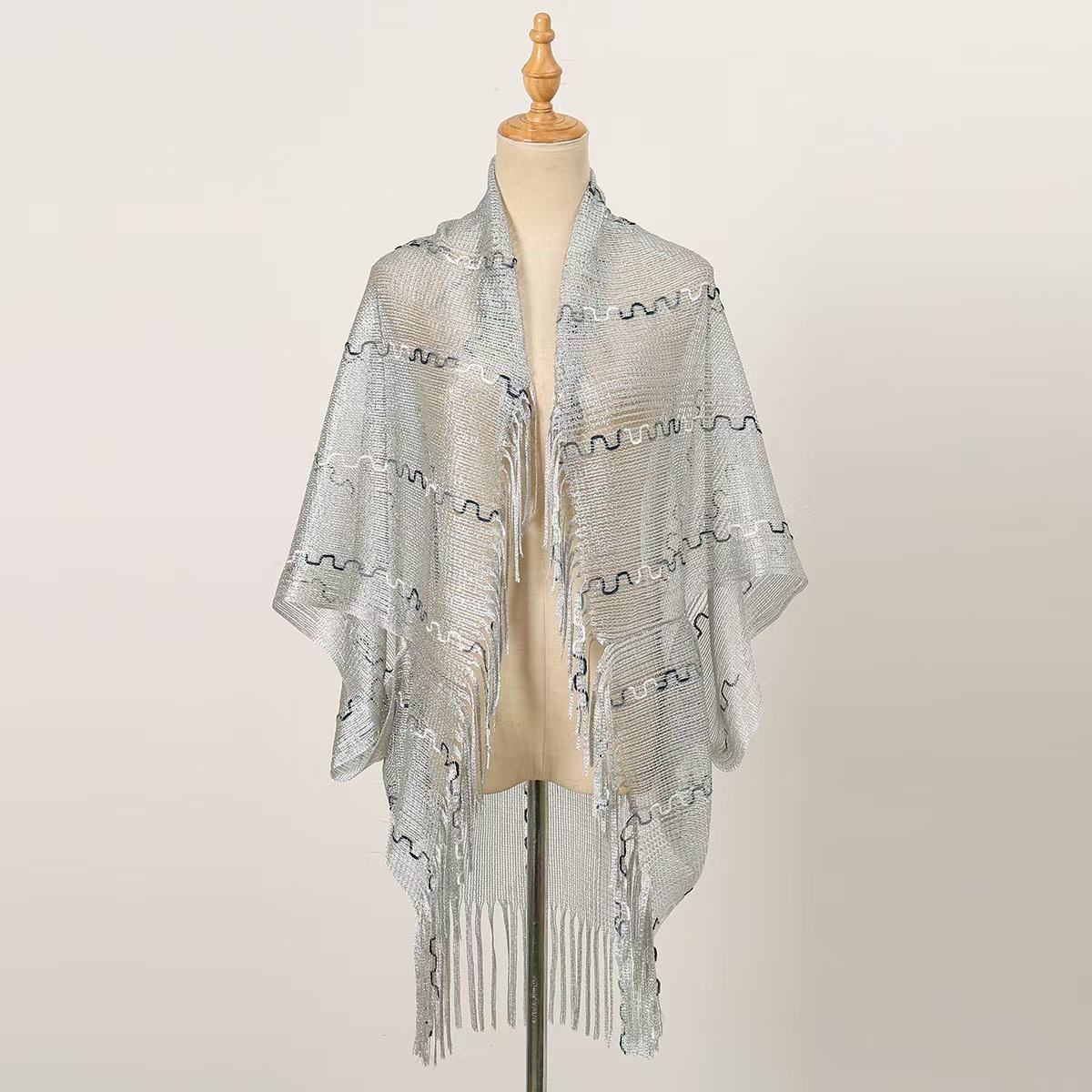 T959 New Hot Sale Striped Tassel Polyester Shawl Dinner Elegant Women Shawl Scarf