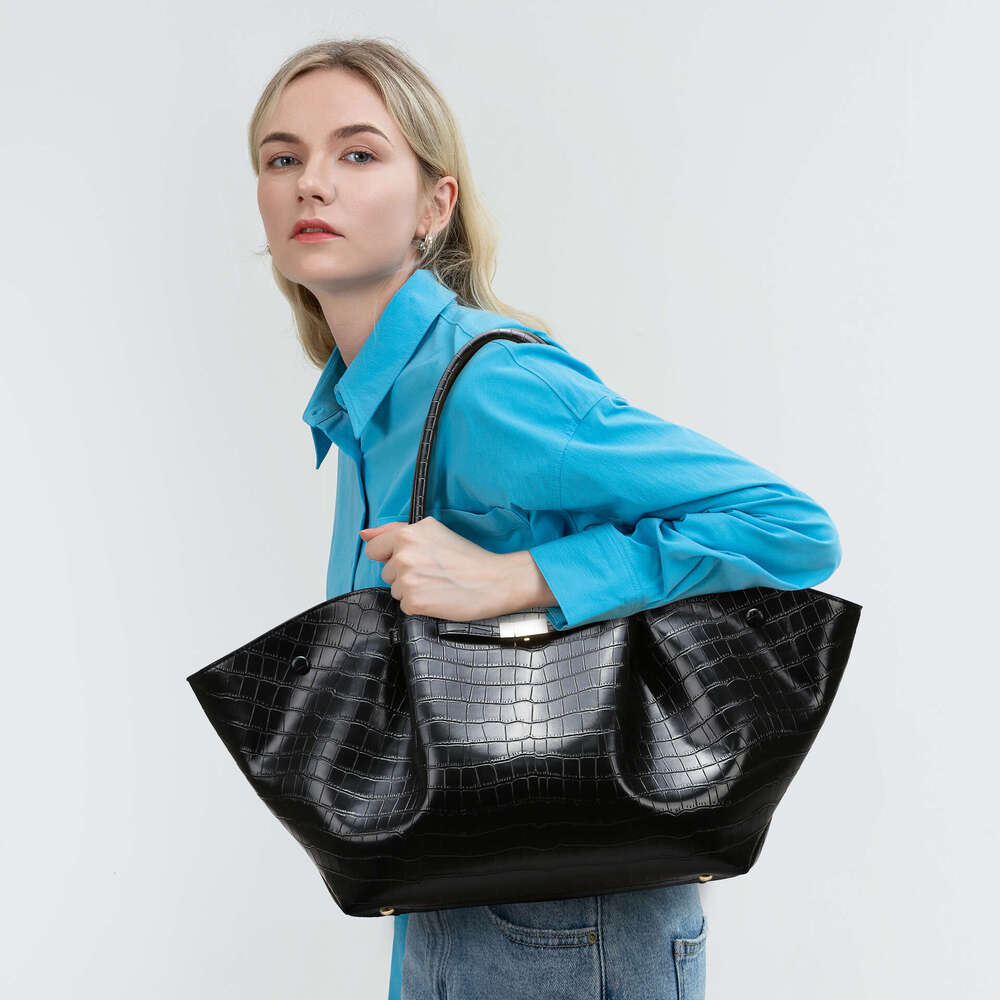 Tote New Fashion Wings High-End Large Capacity Women's Bag Commuter Shoulder Handbag Women