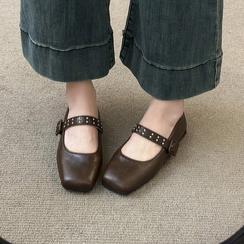Ddmyoutdoor Low Heel Square Toe Mary Jane Belt Buckle Spring Autumn New Flat Rivet Small Leather One Strap Single Shoes Outdoor Shoes