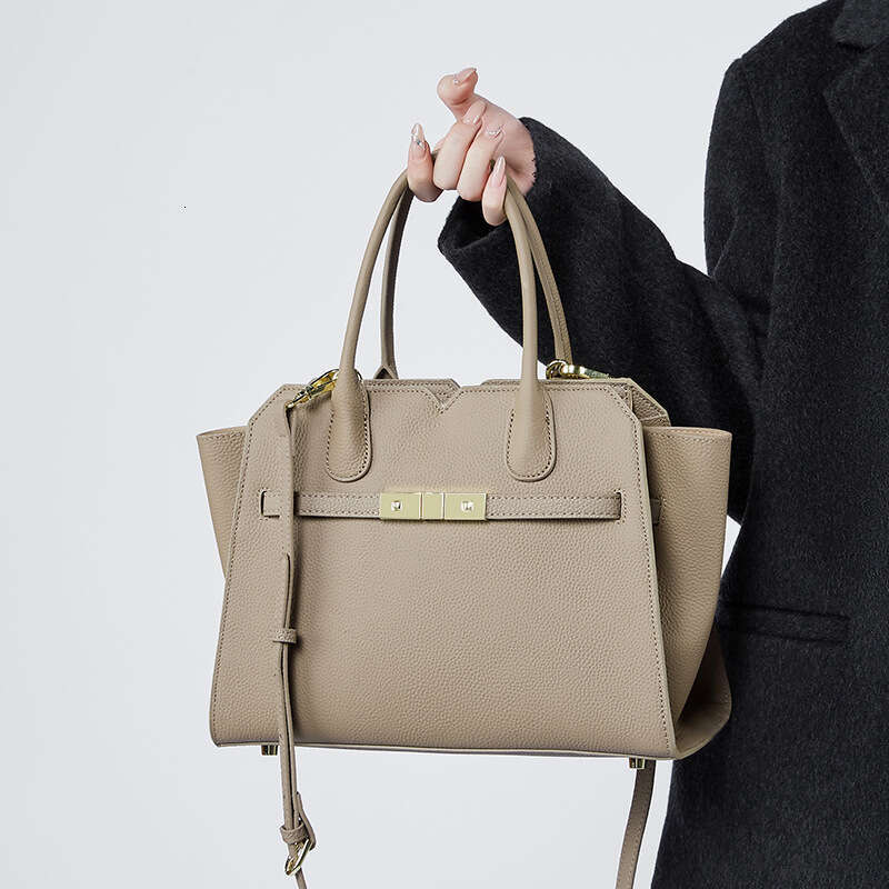 Designer Bag Spring Luxury Genuine Leather For Women New Fashion Large Capacity Mom Bag Commuter Handbag