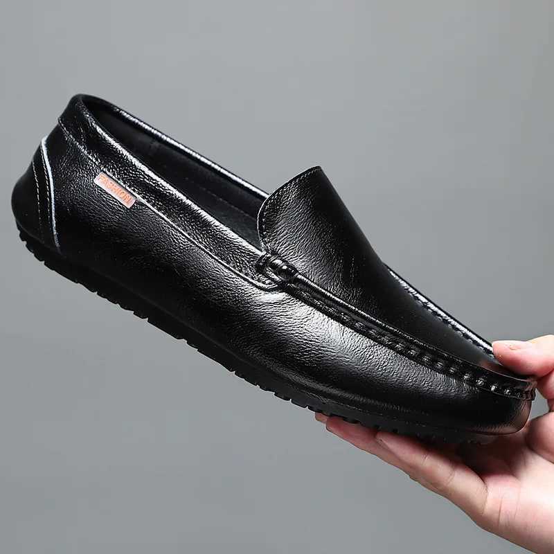 2023 Genuine Leather Men Casual Shoes Luxury Brand Soft Mens Loafers Breathable Slip Black Driving Shoes Plus Size XJ250614