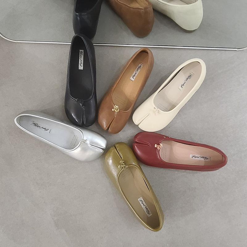 Ddmysheep Ddmysheep CM Height Increasing Pig Split Toe Summer Flat Single Ballet Horse Hoof Shoes Axi Brother Style Slip On