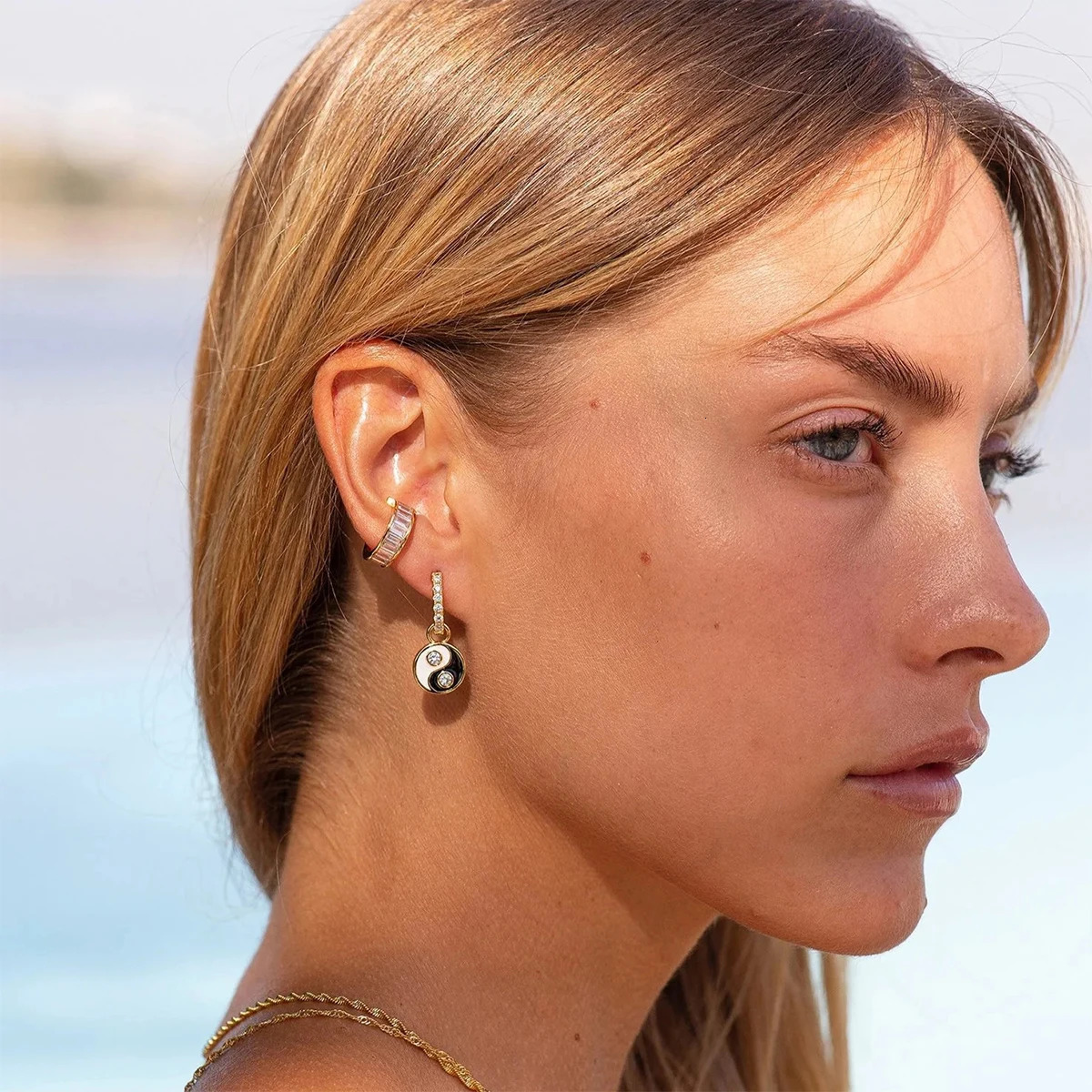 Youthway Gold Plated Stainless Steel Geometric White Zircon C-shape Ear Clips For Ladies Anti Allergic Elegant Trendy Jewelry 250610