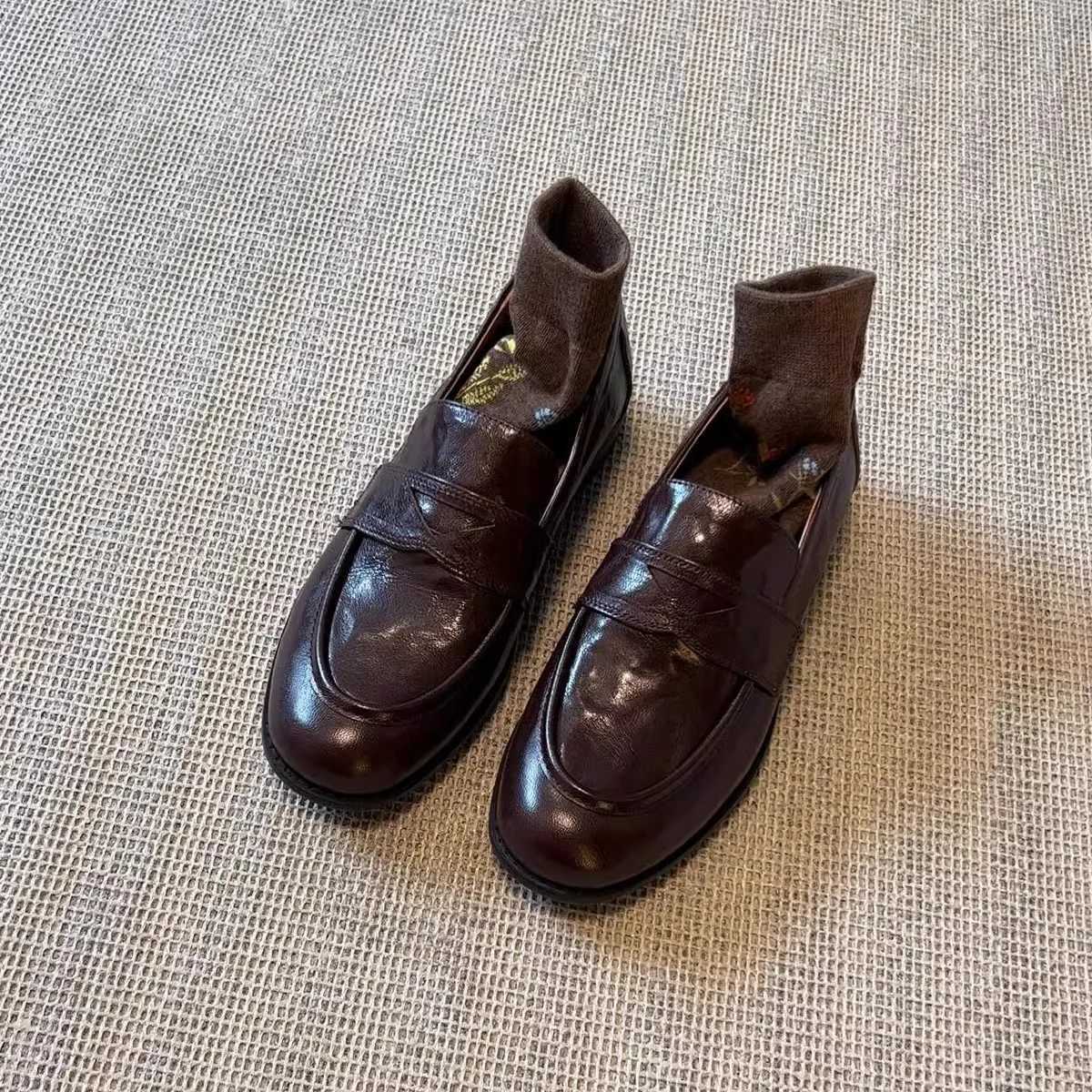 Spring Autumn Women Loafers Shoes Fi Classic Women New Walking Shoes Women Slip- British Casual Leather Shoes XJ250614