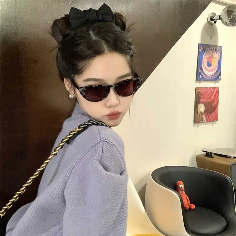 New Vintage Cateye Sunglasses Woman Sexy Retro Small Cat Eye Sun Glasses Brand Round Colorful Eyewear for Female Oculos De Sol Z250614