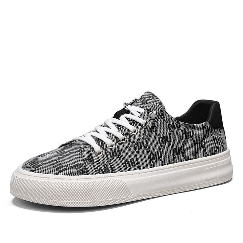 Designer shoes: New men's all-season breathable fabric board shoes, trendy, versatile, casual and fashionable, soft-soled anti-slip sports shoes,