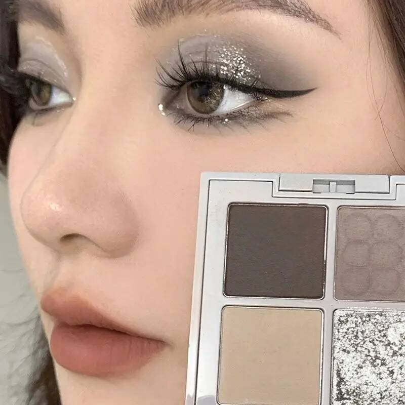 4 Colors Punk y Eyeshadow Palette Matte Glitter Siery Metallic Shadow Makeup Cool Toned Dark Earth Brown Eye Pigment