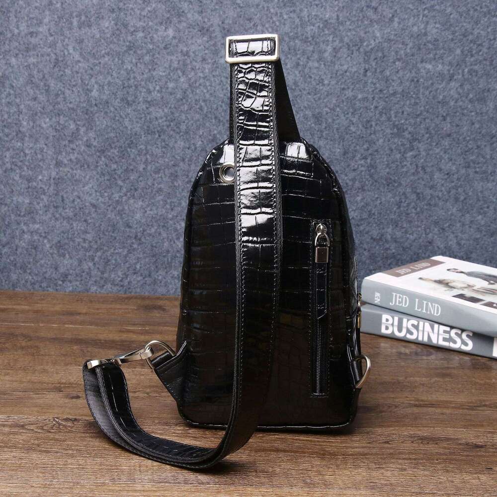 Pattern Crocodile Bone Men's Claw Front Chest Upgraded Crossbody Fashion Outdoor Shoulder Bag
