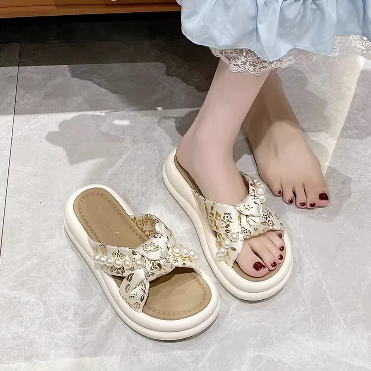 Ddmysports Fairy Thick Soled Height Increasing Outdoor Slip On For Women Summer New Chinese Style Beach Pearl Sandals Outdoor Shoes