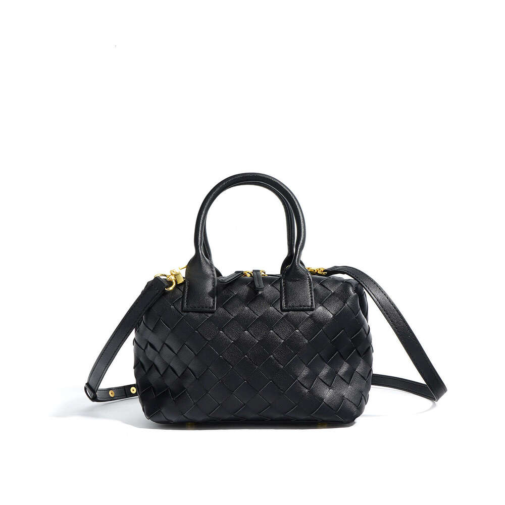 2025 Two-Layer Cowhide Woven Fashionable Stylish Tote Bag Genuine Leather Shoulder Handbag For Women Daily Matching