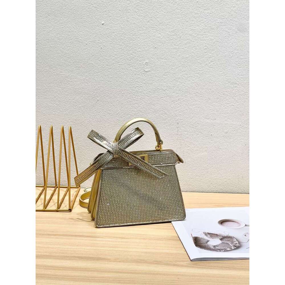 Diamond-Studded New Rhinestone Handbag Flip Cover Fashion Single Shoulder Crossbody Chain Women's Small Square Pink Bag