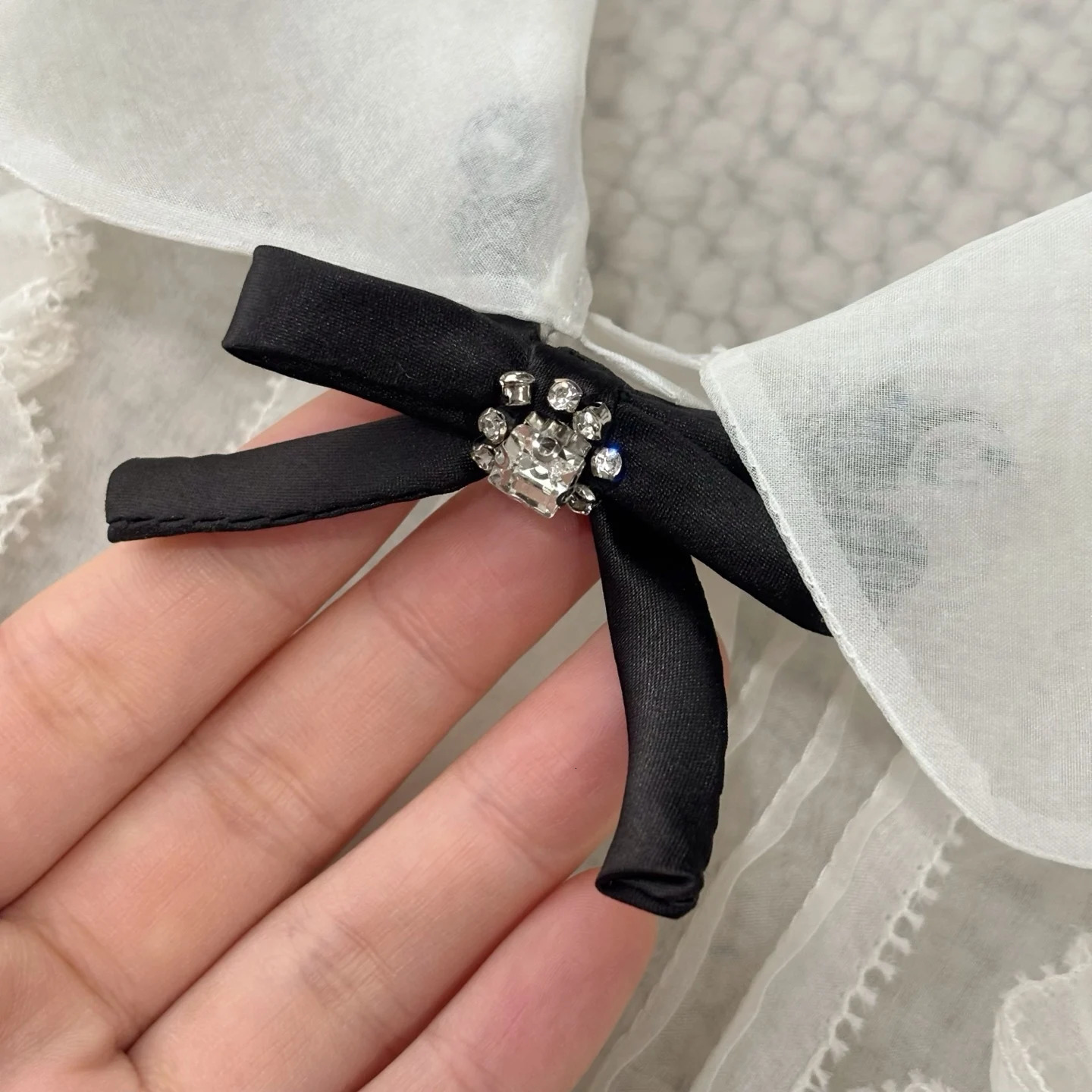 French Sweet Lady 100% Silk Bow Tie Polo Collar Short Blouse Fashoin Lady Single Breasted Short Sleeve Mesh Two Piece Set Shirt 250609