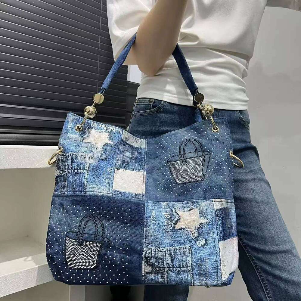 Ladies' Fashion Gradient Wash Damaged Handbag Large Capacity Splicing Dia Jewelry Tote Bag