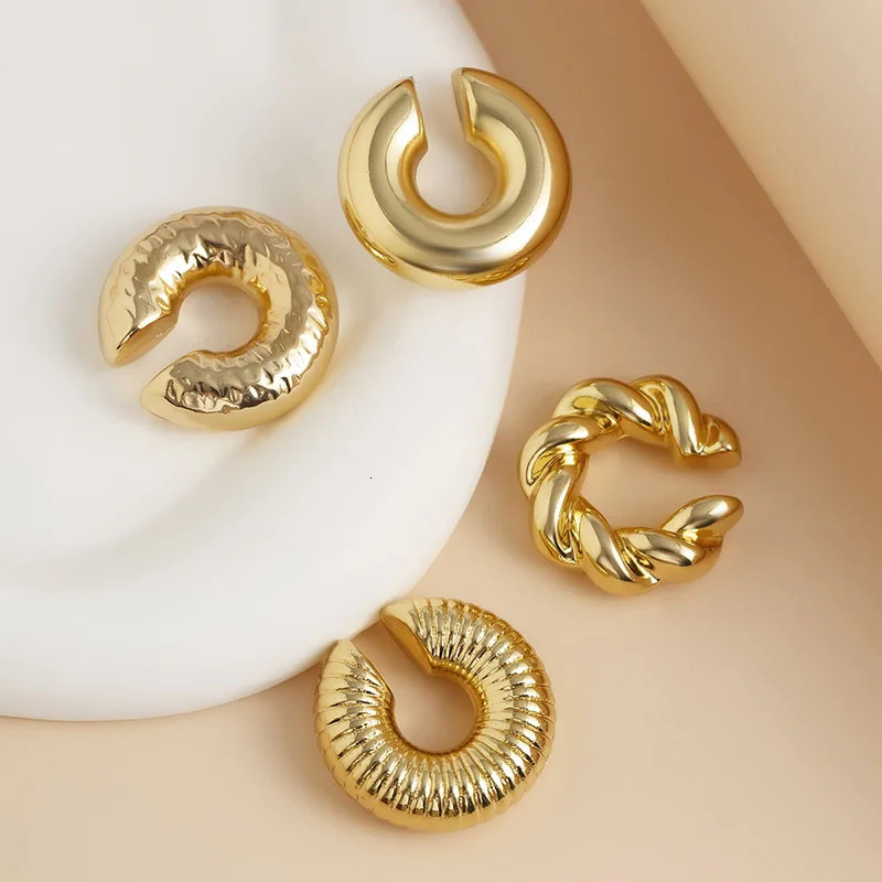 Fashion 4pcs C Shaped Acrylic Ear Clip for Women Simple Gold Silver Color No Pierced Round Earrings Punk Female Jewelry 250610