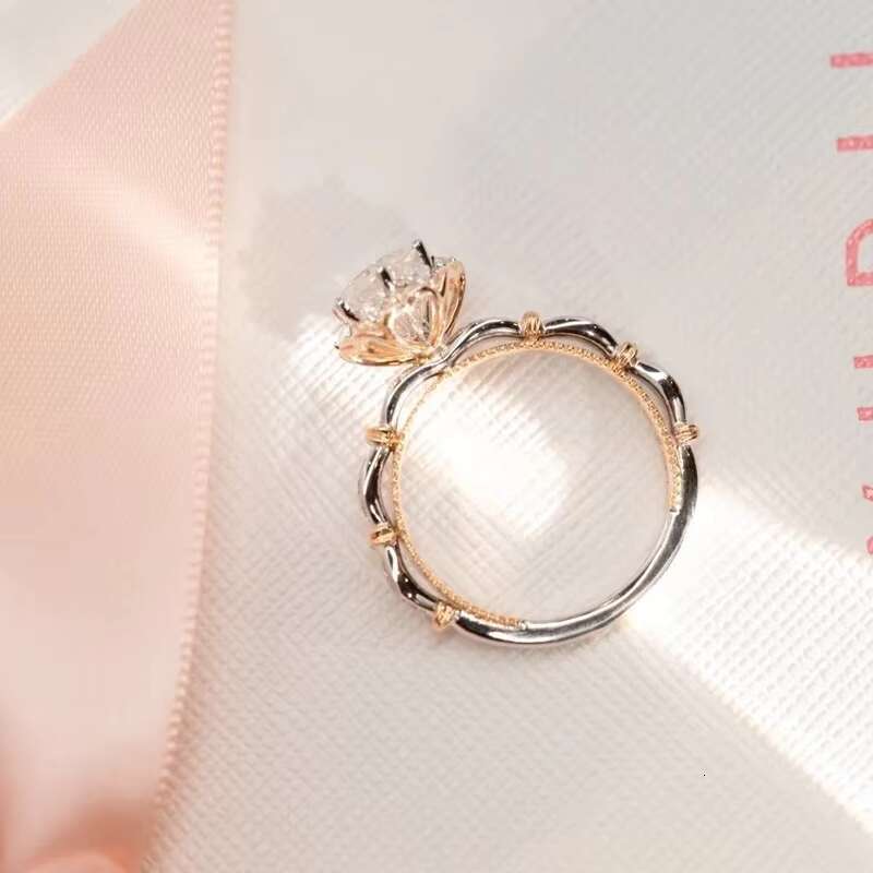 Factory Wholesale Fashion Romantic Moissanite Diamond Ring Pure Silver Proposal Wedding Platinum Diamond Ring for Girlfriend