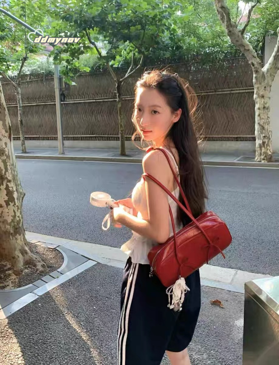 Niche Design Red Boston Bag for Women Fashion Versatile Bowknot Shoulder Underarm Baguette Handbag ddmynov