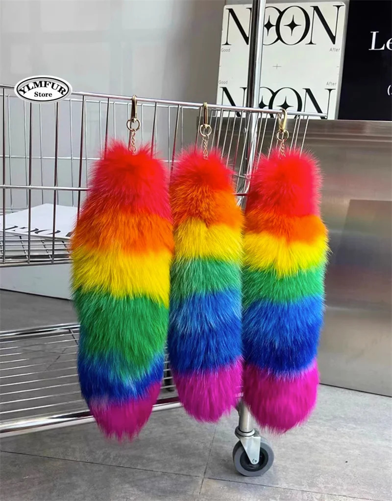40cm Real Fox Fur Tail Large Long Natural Fur tail Keychain Pendant Cosplay tail Cute Wolf Fox Tail Fur Car Keychains For Women 250610