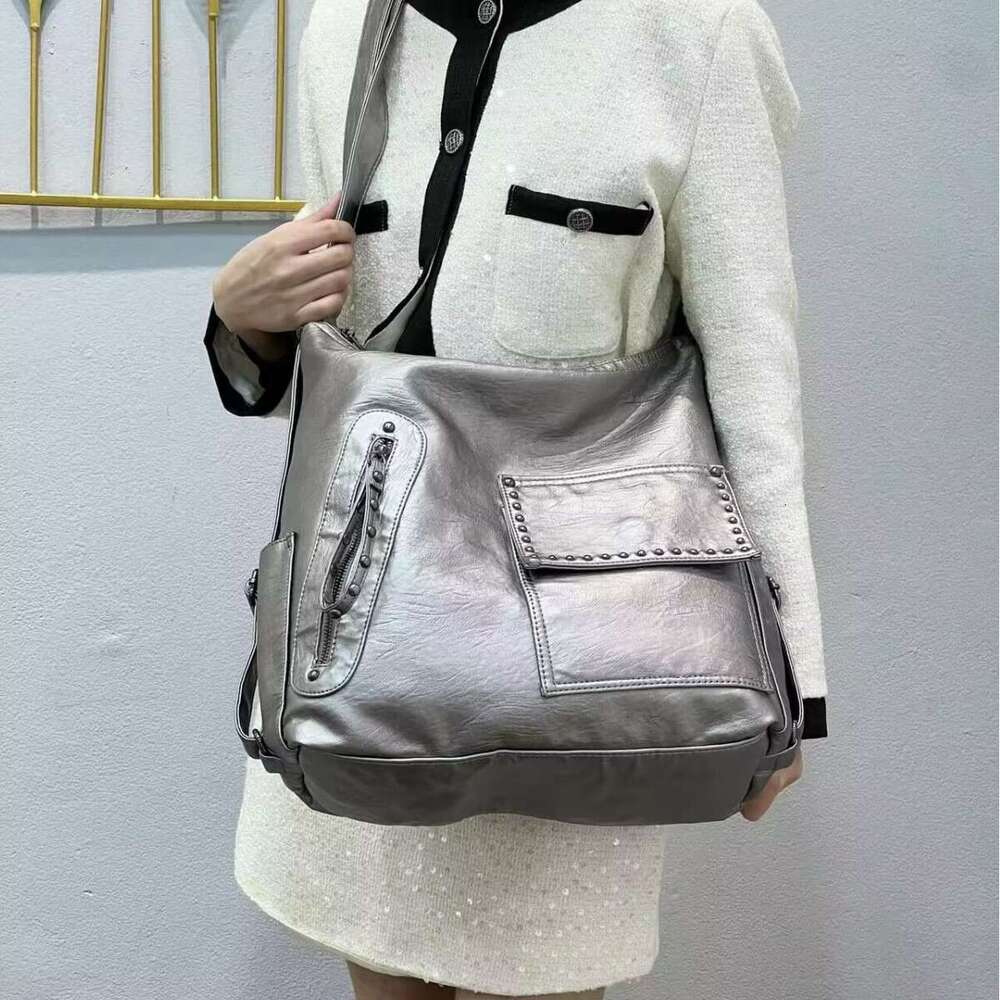New Large Capacity Women's Trendy Fashionable Shoulder Versatile Backpack Soft Leather Crossbody Bag