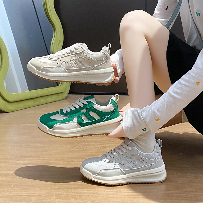 Ddmysports White Sneakers For Women Spring New Korean Style Ins Female Students Casual Mesh Versatile Board Shoes Street Shooting AG Outdoor Shoes