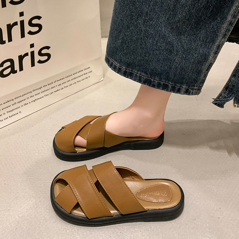 Ddmyoutdoor Fashion Closed Toe For Women Outdoor Wear Spring Summer New Style Woven Hollow Design Slip On Lazy Slippers Outdoor Shoes