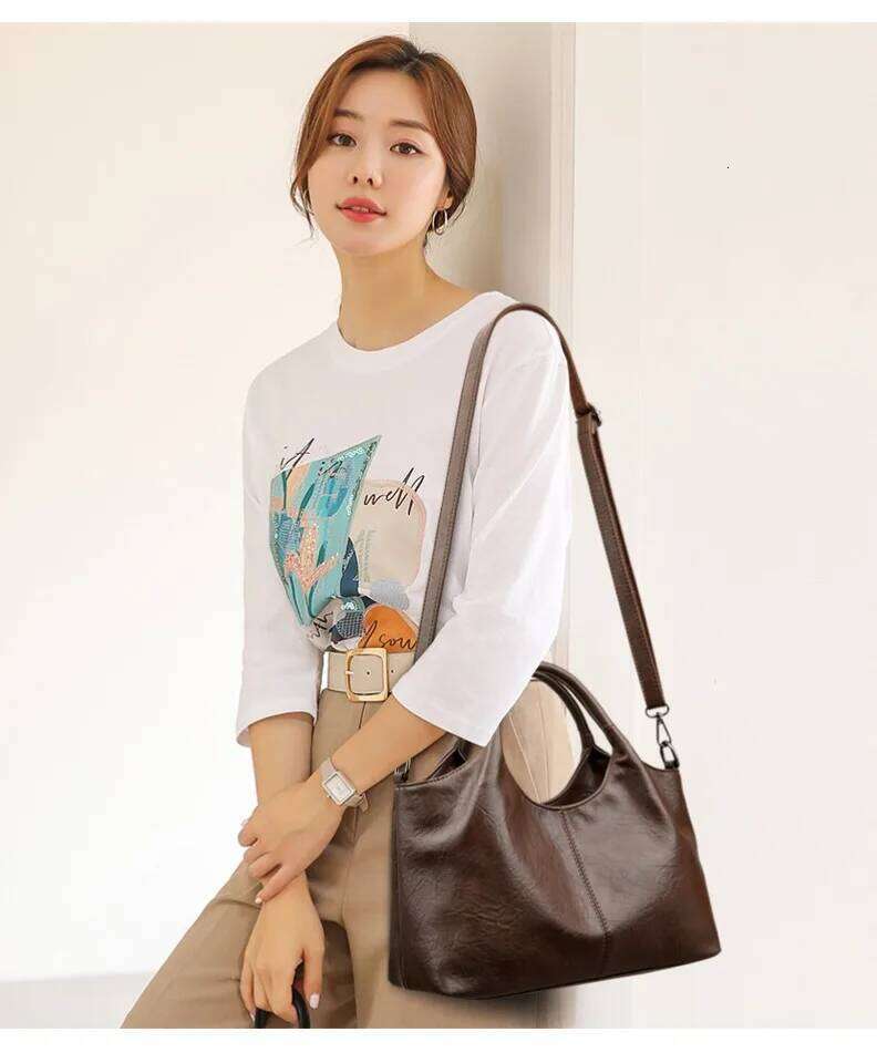 Middle-Aged Mother's 2025 Shoulder Crossbody Ladies Small Tote Hand Messenger Bag Sac Soft PU Leather Handbag Purses