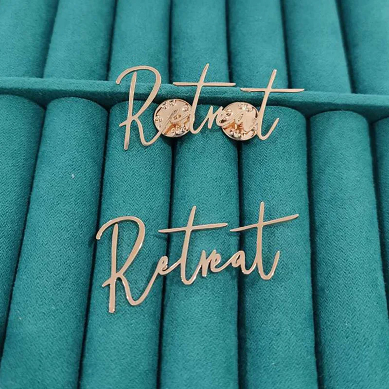 Personalized Custom Brooch For Women Man Custom Name Lapel Pin Stainless Steel Custom Nameplate Brooch Fashion Backpack Jewelry 250610