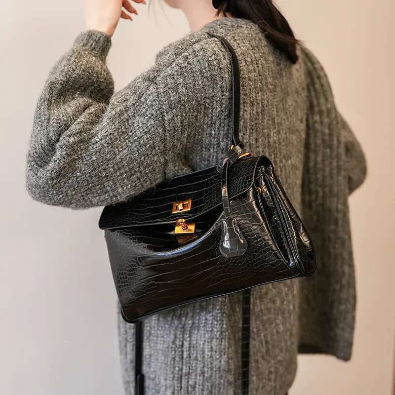 Designer Bag Free Shipping Single Shoulder Bags Women Tote Square Handheld File Large Capacity Crossbody Free shipping