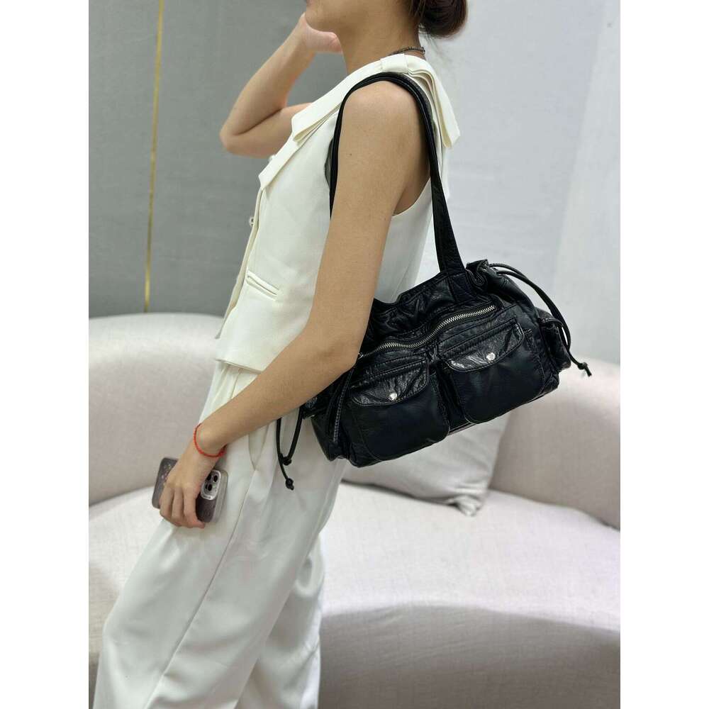 2025 New Women's Fashion Washed Vintage Shoulder Versatile Large Capacity Tote Bag