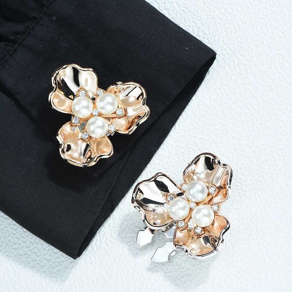 ICEYY Elegant Pearl Clover Shirt Sleeve Button Elegant Copper Cufflinks Button Cover Accessories Decoration for Women XJ250614