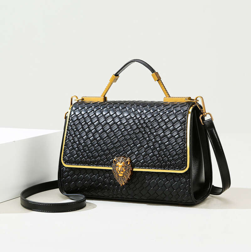 New Luxury Texture Woven High-End Large Capacity Handbag Women's Heavy Craft Design Crossbody Bag