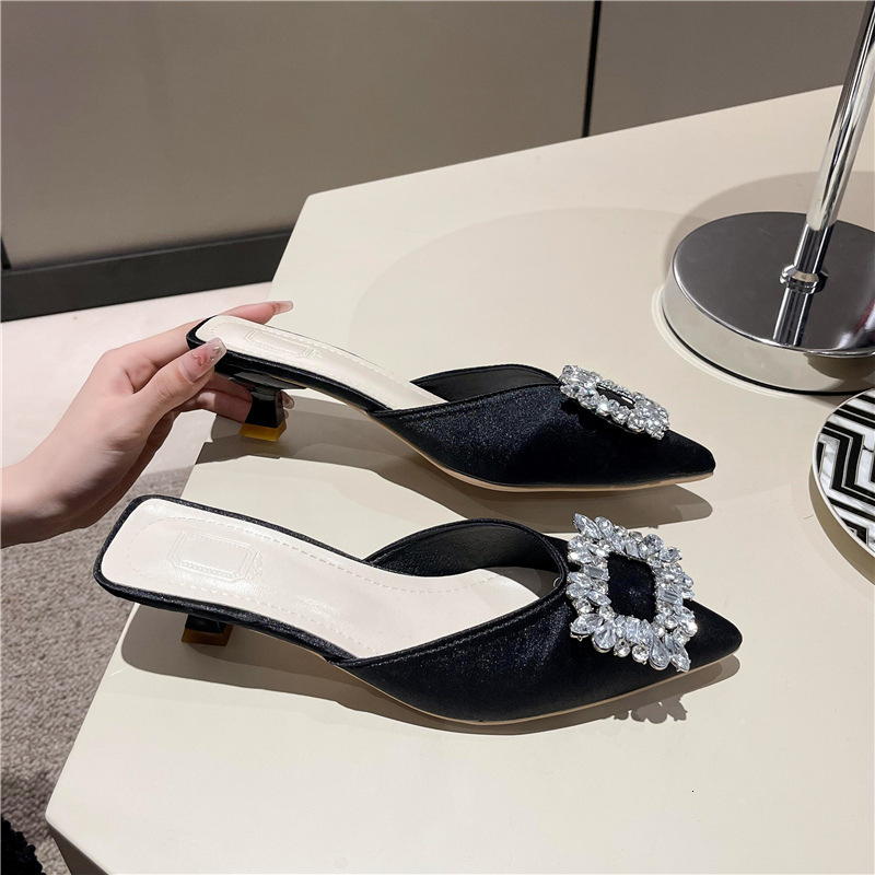 Ddmyoutdoor Pointed Toe Women S Mules For Outdoor Wear Early Spring New Niche Style Thin Heel Sandals Trendy Outdoor Shoes