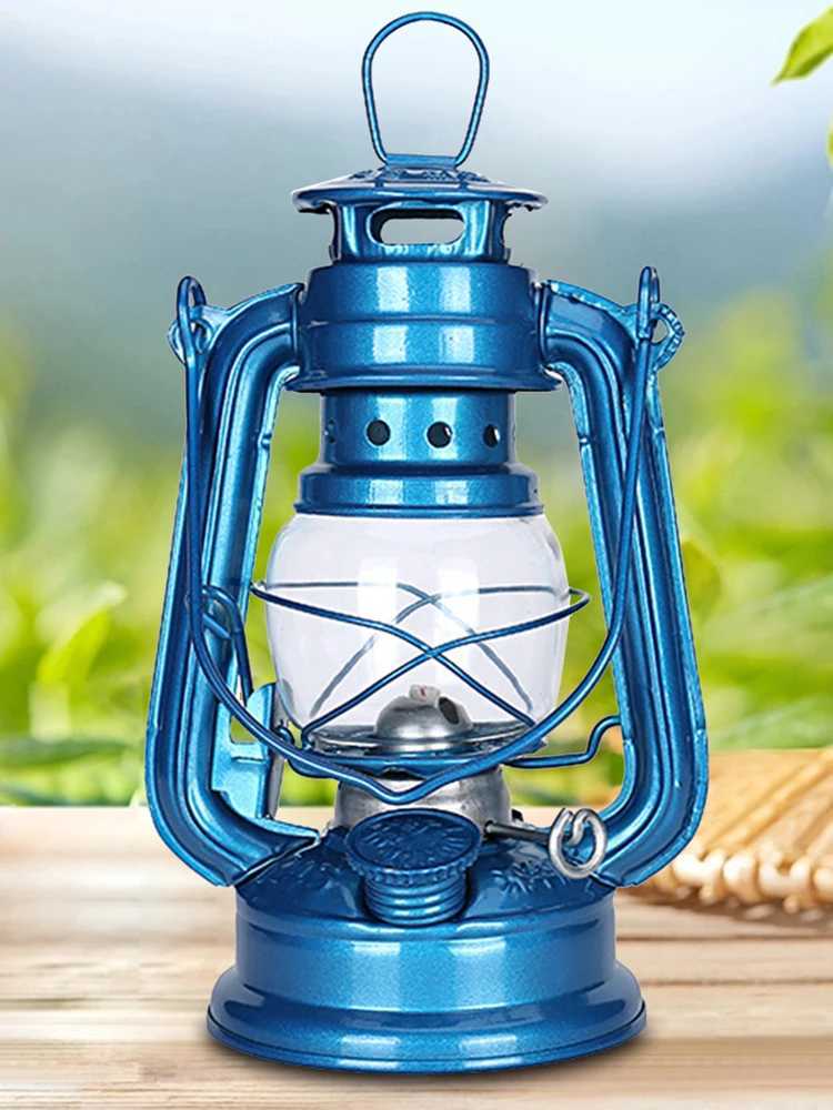 Vintage Fuel Camping Lanterns Metal Kerosene Lantern Hurricane Table Lamps with Handle for Camping Hiking W250613