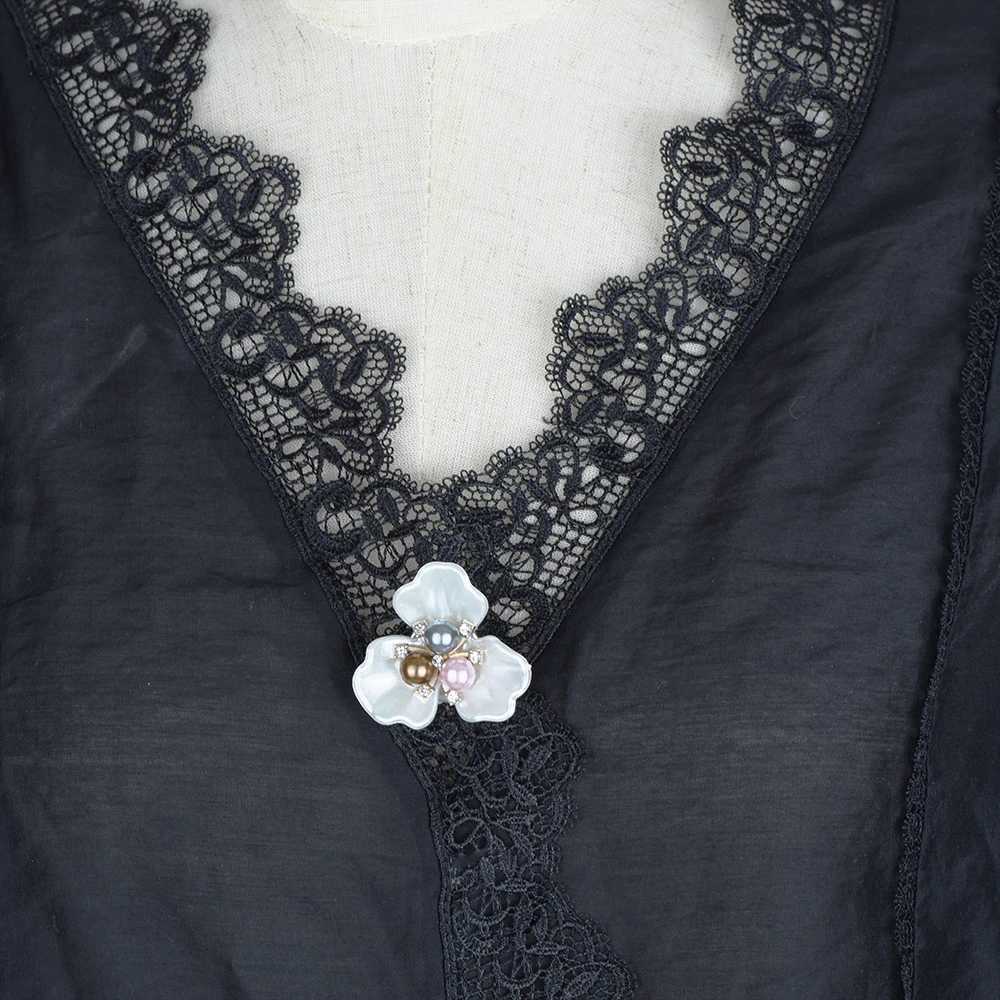 ICEYY Elegant Pearl Clover Shirt Sleeve Button Elegant Copper Cufflinks Button Cover Accessories Decoration for Women XJ250614