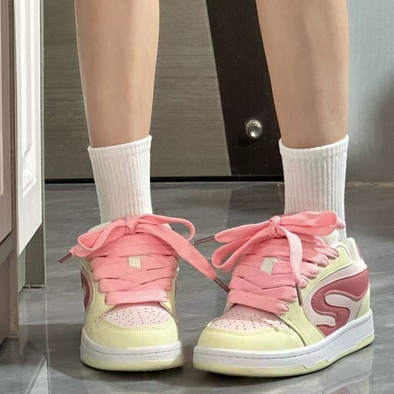 Ddmysports Thick Soled Height Increasing American High Street Style Pink Value Bread For Women Lightweight Sneakers Versatile Sports Casual Shoes Outd