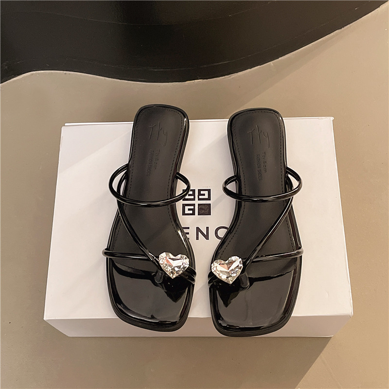 Ddmyoutdoor Flat French Style Small Fairy Shoes Fashion Outdoor New Summer Elegant Toe Clip Sandals Outdoor Shoes