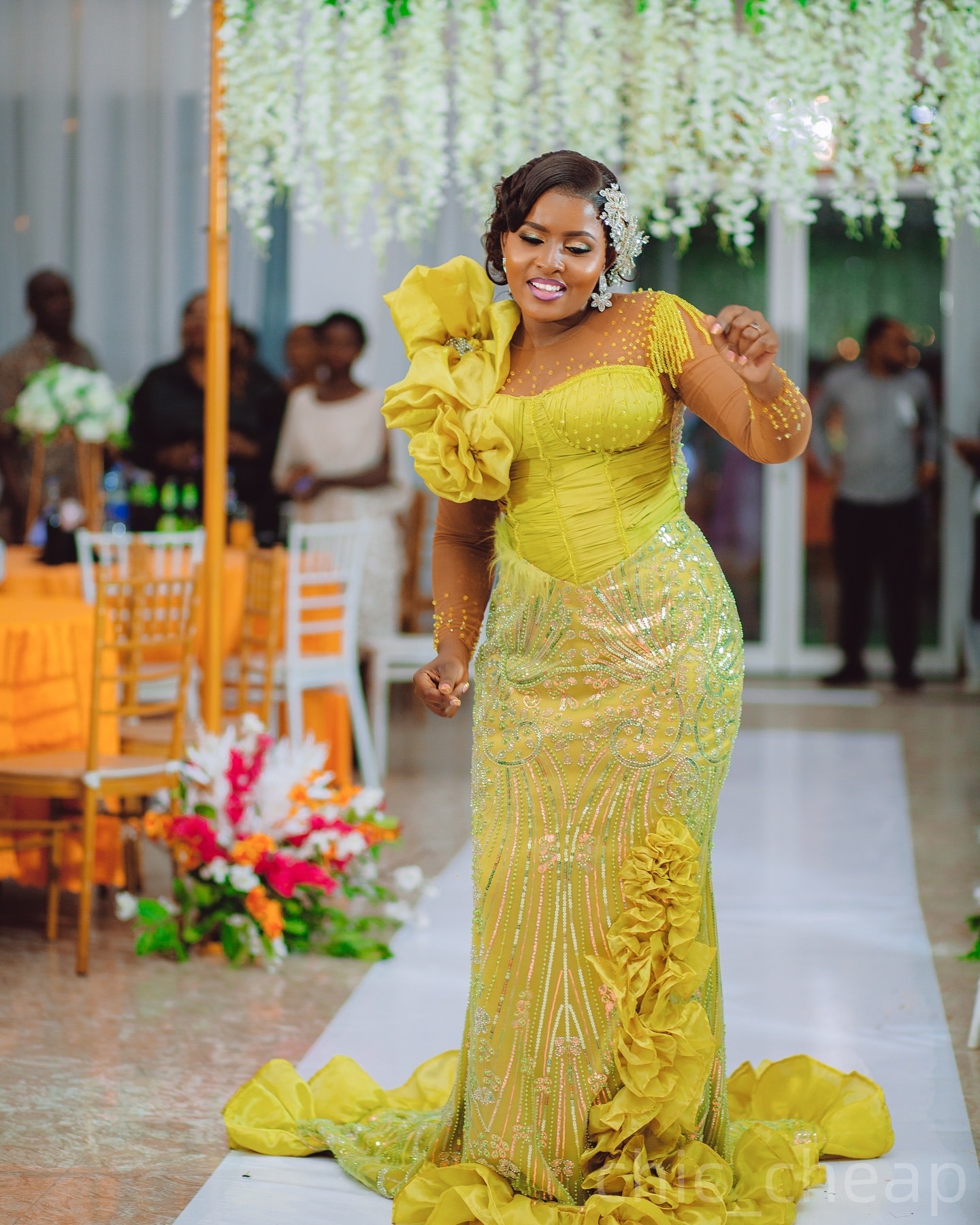 Yellow Mermaid Prom Dresses 2025 Sequined Beaded Sparkly Vintage Evening Formal Party Second Birthday Engagement Gowns Plus Size Dress For Special Occ