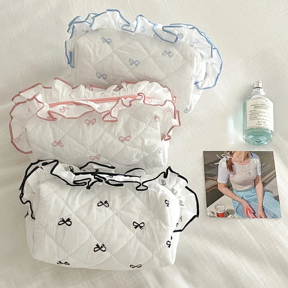 Wholesale Fashion Women Lace Makeup Zipper Bag Cute Bowknot Portable Lipstick Handbag Pouch Female Lingge Mini Clutch Bag 250614